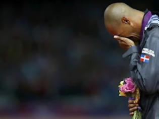 Φωτογραφία για Ο αθλητής που έκανε εκατομμύρια τηλεθεατές να δακρύσουν [Photo]