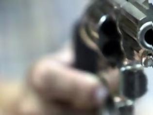 Φωτογραφία για Ληστεία με πυροβολισμούς και νεκρό στην Πάρο