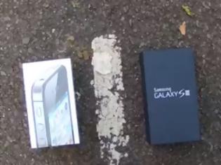 Φωτογραφία για Test γδαρσίματος για iPhone 4S και SGS III (Video)