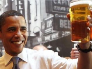 Φωτογραφία για Ο Μπάρακ Ομπάμα βγάζει μπύρα!
