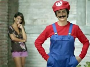 Φωτογραφία για VIDEO: Η Penelope Cruz ντύθηκε Super Mario