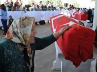 Φωτογραφία για Σε ενότητα καλεί η τουρκική ηγεσία μετά τη βομβιστική επίθεση στην Γκαζιαντέπ