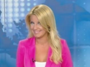 Φωτογραφία για VIDEO: Η παρουσιάστρια του δελτίου ειδήσεων του Star Ιωάννα Βάσσου ξέσπασε σε γέλια την ώρα που ήταν στον αέρα!