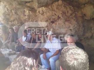 Φωτογραφία για Συνάντηση έκπληξη Ψαραντώνη-Ξαρχάκου στην κορυφή του Ψηλορείτη!