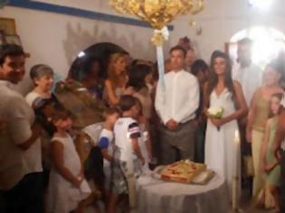 Φωτογραφία για Παπουτσάκη - Πιλαφάς | Νέες φωτογραφίες από τον γάμο τους!
