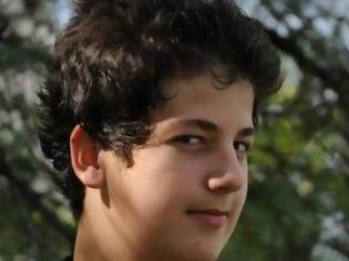 Φωτογραφία για 16χρονος Θεσσαλονικιός θέλει να γίνει ο νέος Mr. Facebook!