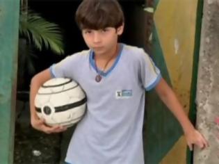 Φωτογραφία για VIDEO: Απίστευτος 11χρονος ποδοσφαιριστής χωρίς πόδια