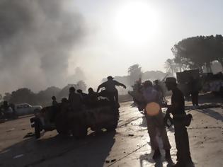 Φωτογραφία για Λιβύη: ένοπλες συγκρούσεις στην Τρίπολη