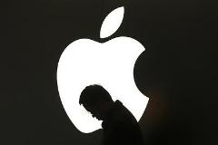 Μήνυση κατά της Apple…