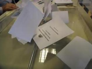 Φωτογραφία για Περίπου 240.000 ψηφοφόροι συμμετείχαν στις εκλογές του ΠΑΣΟΚ