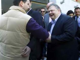 Φωτογραφία για Με παλιούς συνεργάτες και νέα πρόσωπα «χτίζεται» το ΠΑΣΟΚ του Βενιζέλου