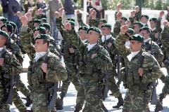 Τελικά θα βγάλουν τον στρατό στους δρόμους;
