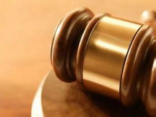 Φωτογραφία για Σύζυγος μήνυσε τον εραστή της γυναίκας του