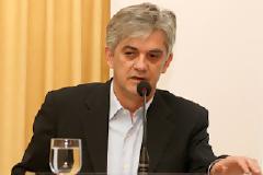 Επέστρεψε στο ΠΑΣΟΚ ο διαγραφείς Χρ. Κατσούρας, ψηφίζοντας στις εσωκομματικές εκλογές!