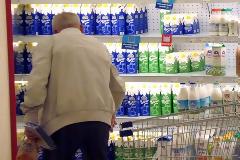 Πώς αδειάζουν τα πορτοφόλια των καταναλωτών πολυεθνικές αλυσίδες σούπερ μάρκετ