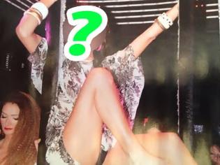 Φωτογραφία για Ποια γνωστή παρουσιάστρια έκανε αυτή την... προκλητική εμφάνιση;