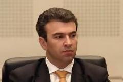 Στον Καμμένο προσχώρησε ο Ζώης. 