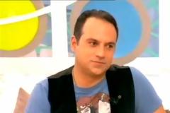 Ποιον ευχαριστεί δημόσια ο Κρατερός Κατσούλης στην Ελένη;
