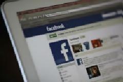 Η «ναρκισσιστική» πλευρά του Facebook