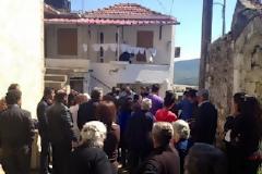 Ηράκλειο: Ξεσηκωμός στην Επισκοπή-Διώχνουν και κυνηγούν αλλοδαπούς για αντίποινα της φρικτής δολοφονίας ηλικιωμένης !