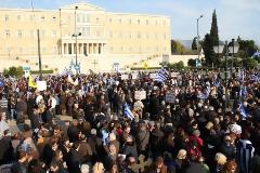 Στους δρόμους οι Έλληνες!