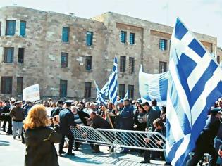 Φωτογραφία για Ελευθερία δράσης στις δυνάμεις καταστολής ενόψει παρελάσεων!