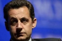 Σε αντίσταση ενάντια στο φόβο καλεί τους Γάλλους ο Σαρκοζί