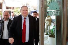 ΥΠΟ ΤΟΝ ΕΥΑΓΓ. ΒΕΝΙΖΕΛΟ ΣΥΝΕΔΡΙΑΖΕΙ Η Κ.Ο. ΤΟΥ ΠΑΣΟΚ