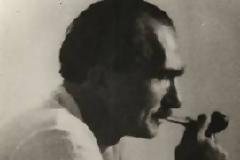Εμφανίζουν τον Καζαντζάκη ως.... καλικάντζαρο!