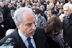 Παραλήρημα Χυτήρη κατά...Πολιτικών...
