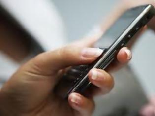 Φωτογραφία για Αναγνώστρια απαντά στο SMS της ΝΔ