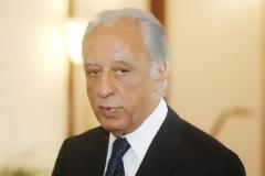 «Οι πρόωρες εκλογές δεν προσφέρουν στη χώρα»…
