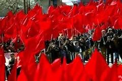 Φοβούνται την Αριστερά, υποστηρίζει αναγνώστης