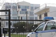 Προφυλακιστέος ο 70χρονος που εισέβαλε οπλισμένος στη ΔΟΥ