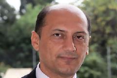 ΓΙΑ ΔΕΙΤΕ ΚΑΤΙ ΑΝΘΡΩΠΟΙ ΠΟΥ ΘΕΛΟΥΝ ΝΑ ΜΑΣ ΚΥΒΕΡΝΗΣΟΥΝ ...Στο ΛΑΟΣ ο Π. Μαντούβαλος