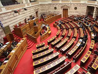 Φωτογραφία για Πέντε διαγραφέντες βουλευτές του ΠAΣΟΚ και επτά της ΝΔ ψήφισαν τη νέα δανειακή σύμβαση