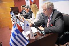 Πωλείται το 1/3 της ελληνικής γης