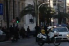 Ακόμα και οι άνθρωποι των γραμμάτων είναι μαλάκ@@