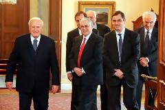Λ. ΠΑΠΑΔΗΜΟΣ: Κάντε λίγο υπομονή για τις εκλογές