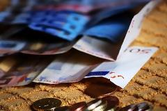 Τριπλασιάστηκε το έλλειμμα της Πορτογαλίας