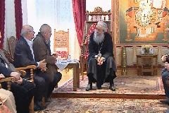 VIDEO: Στο πλευρό των απόρων ο Μητροπολίτης Φθιώτιδας!