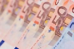 Εξευτελιστικοί μισθοί! 255 ευρώ μεικτά ο μισθός για νέους κάτω των 25 ετών