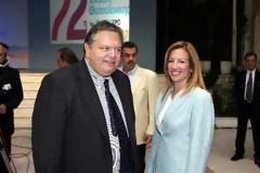 Η ΦΩΦΗ ΓΕΝΝΗΜΑΤΑ ΕΚΠΡΟΣΩΠΟΣ ΤΥΠΟΥ ΤΟΥ ΠΑΣΟΚ