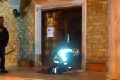 Φωτιά στον Μητροπολιτικό Ναό του Αγίου Νικολάου στα Τρίκαλα