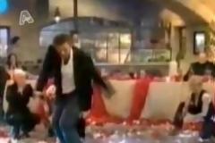 Όταν οι επώνυμοι χορεύουν ζεϊμπέκικο..