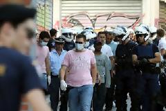 Σύγχρονο Γκουαντάναμο στο κέντρο της Αθήνας - Βρήκαν επιχειρήσεις που είχαν λαθρομετανάστες φυλακισμένους, ανασφάλιστους και με κάμερες ασφαλείας!