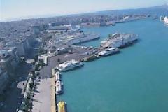 Financial Times: «Σωσίβιο» σωτηρίας η Ρωσία στην πεινασμένη Ελλάδα