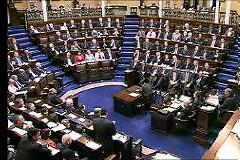 Ιρλανδία: Ενδεχόμενο έκδοσης κρατικού ομολόγου για εξυπηρέτηση δόσης του χρέους