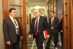 Τι αποφάσισε το Υπουργικό για ταξί και απαλλοτριώσεις