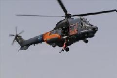 Επιχείρηση μεταφοράς τραυματισμένου ναυτικού με Super Puma στο ΠΑΓΝΗ